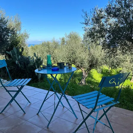 Peaceful Home Amongst Olive Groves By The Sea Koróni Buitenkant foto
