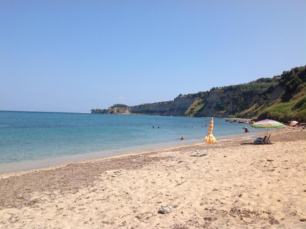 Peaceful Amongst Olive Groves By The Sea Holiday home