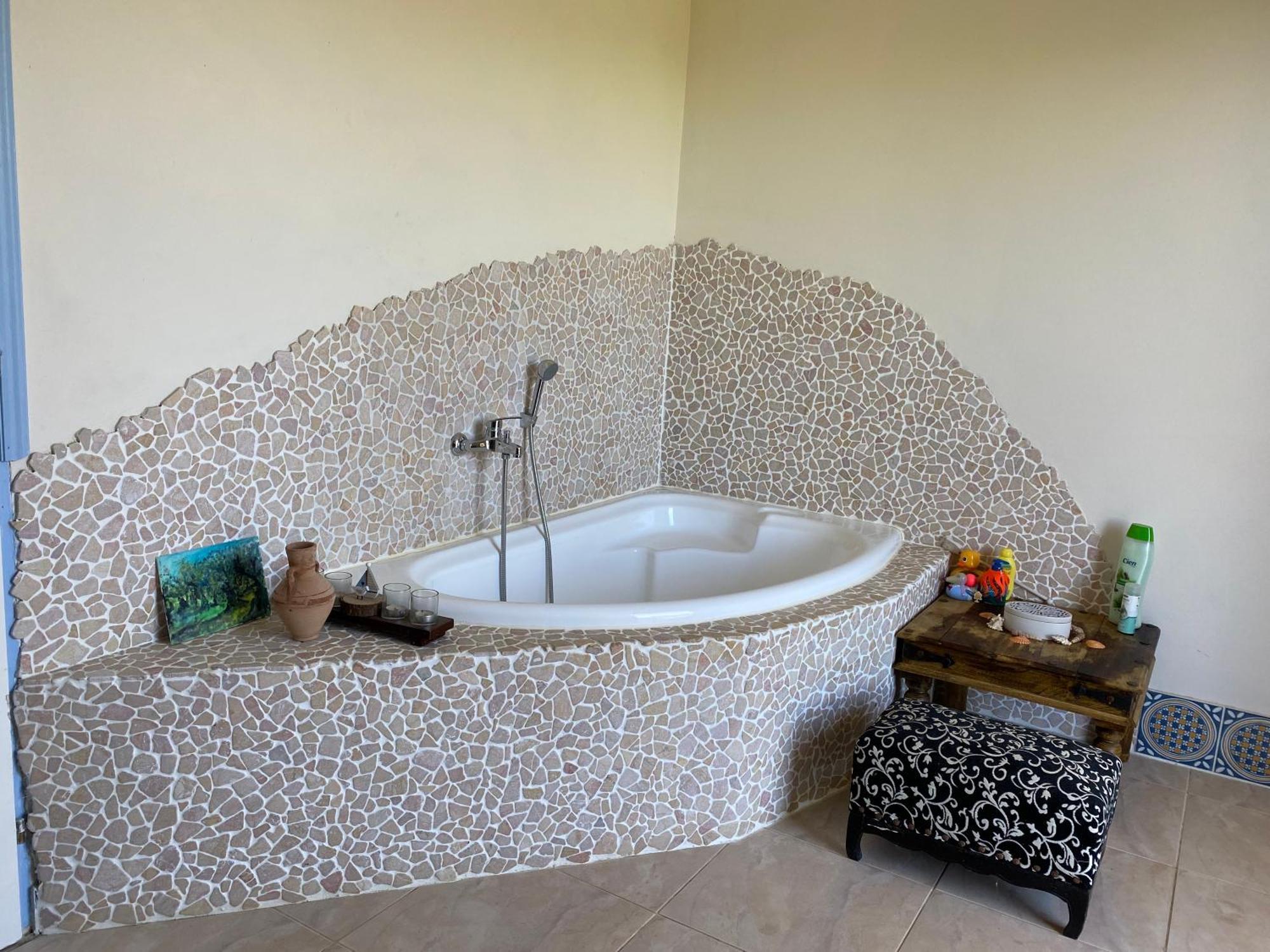 Peaceful Amongst Olive Groves By The Sea Holiday home *