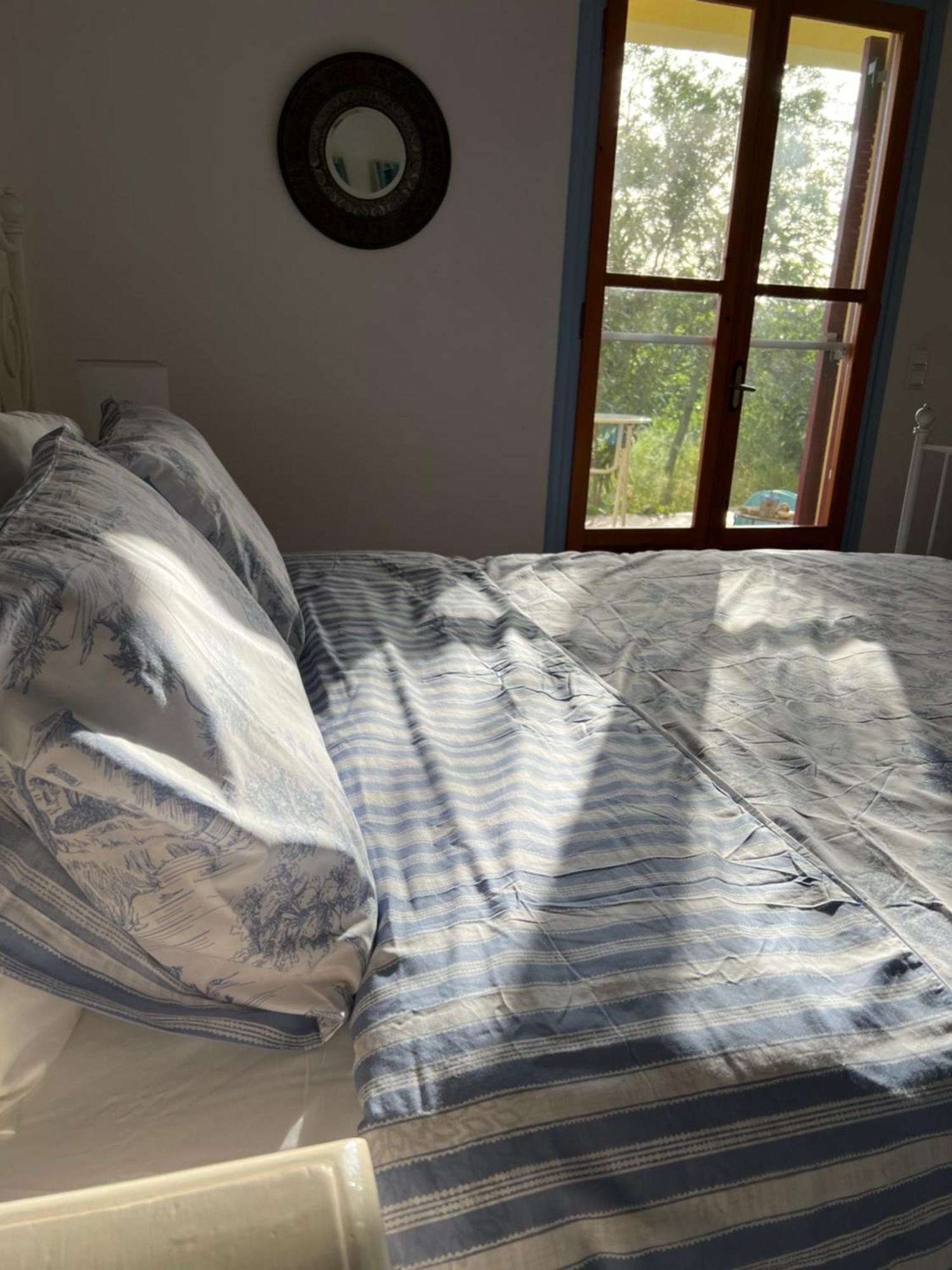 Peaceful Amongst Olive Groves By The Sea Holiday home *